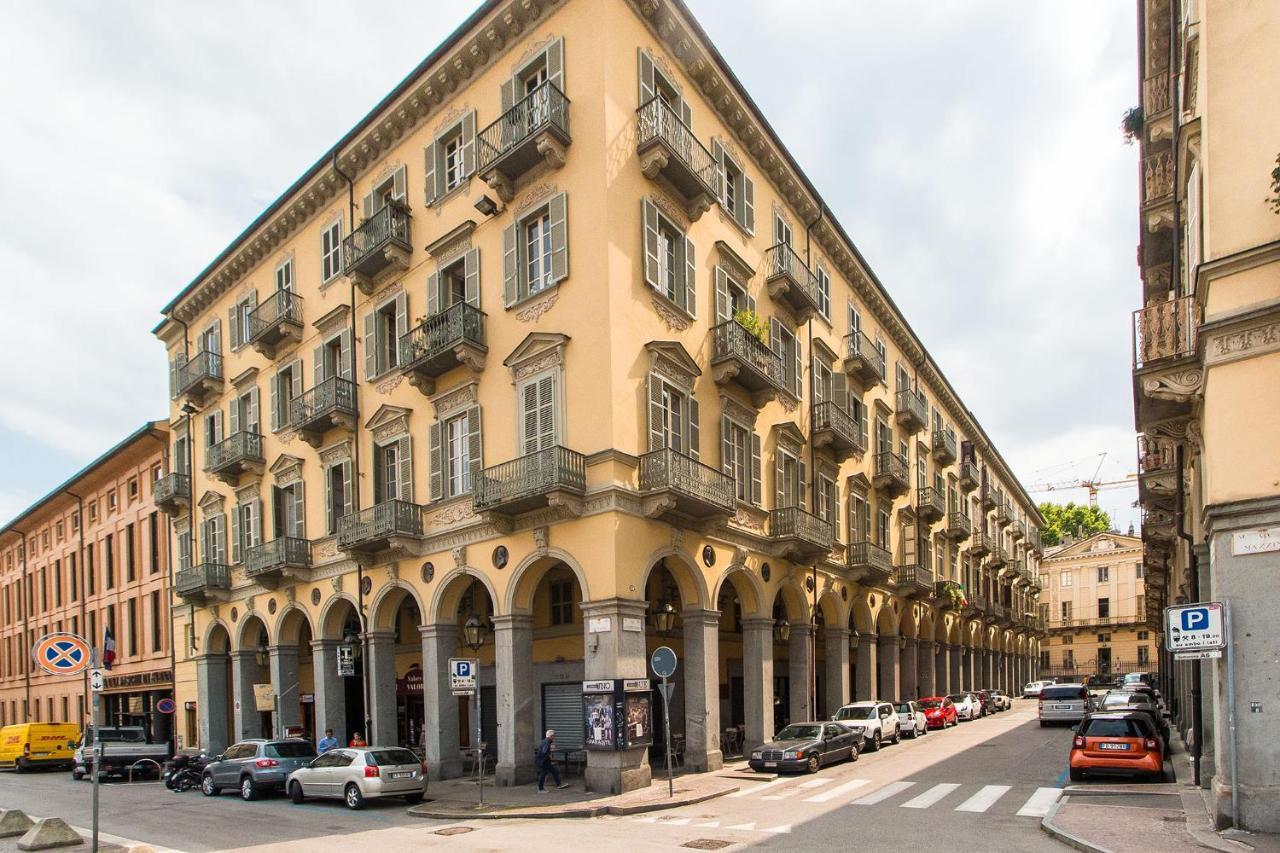 Porta Nuova Central Flat With Balcony Турин Экстерьер фото